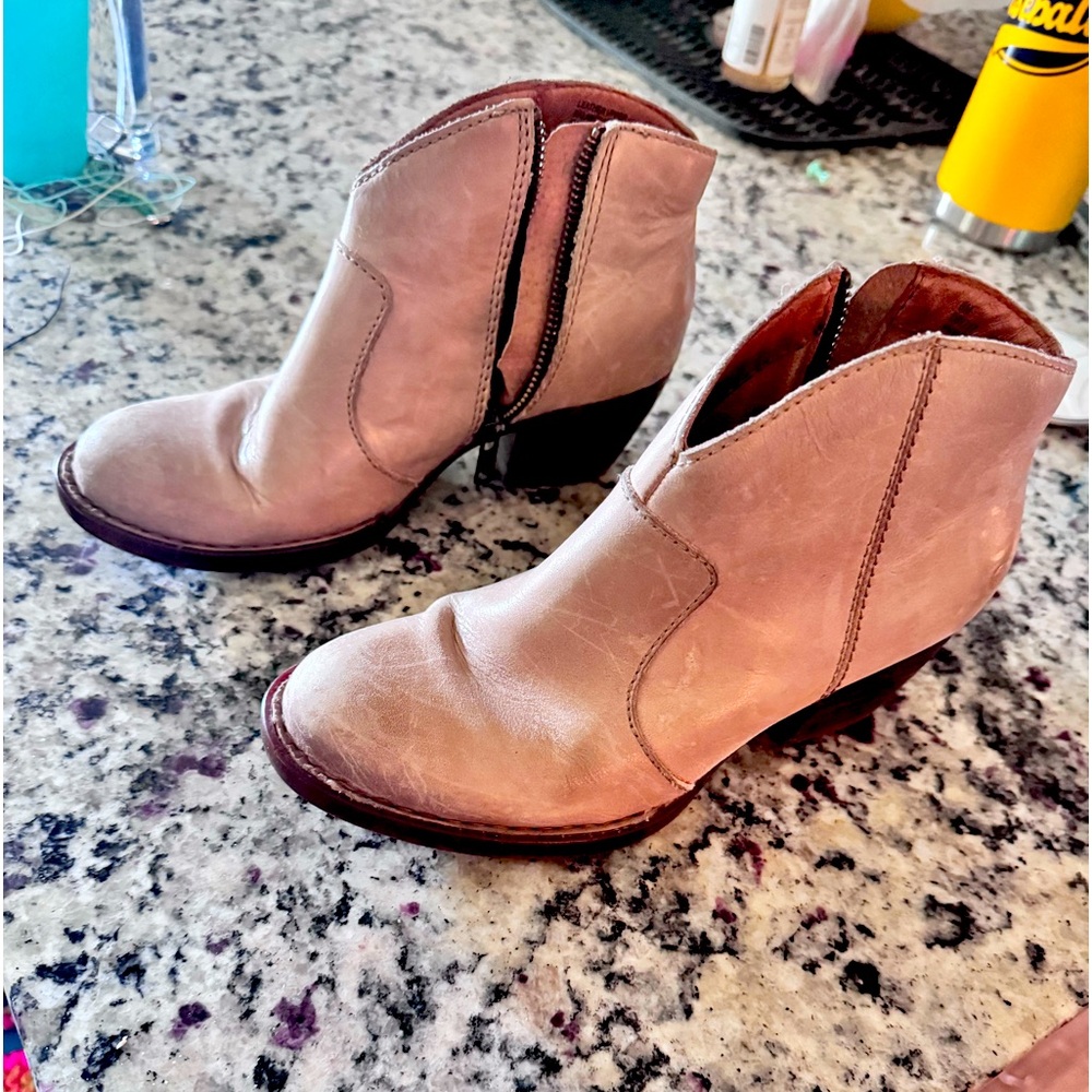 Born booties